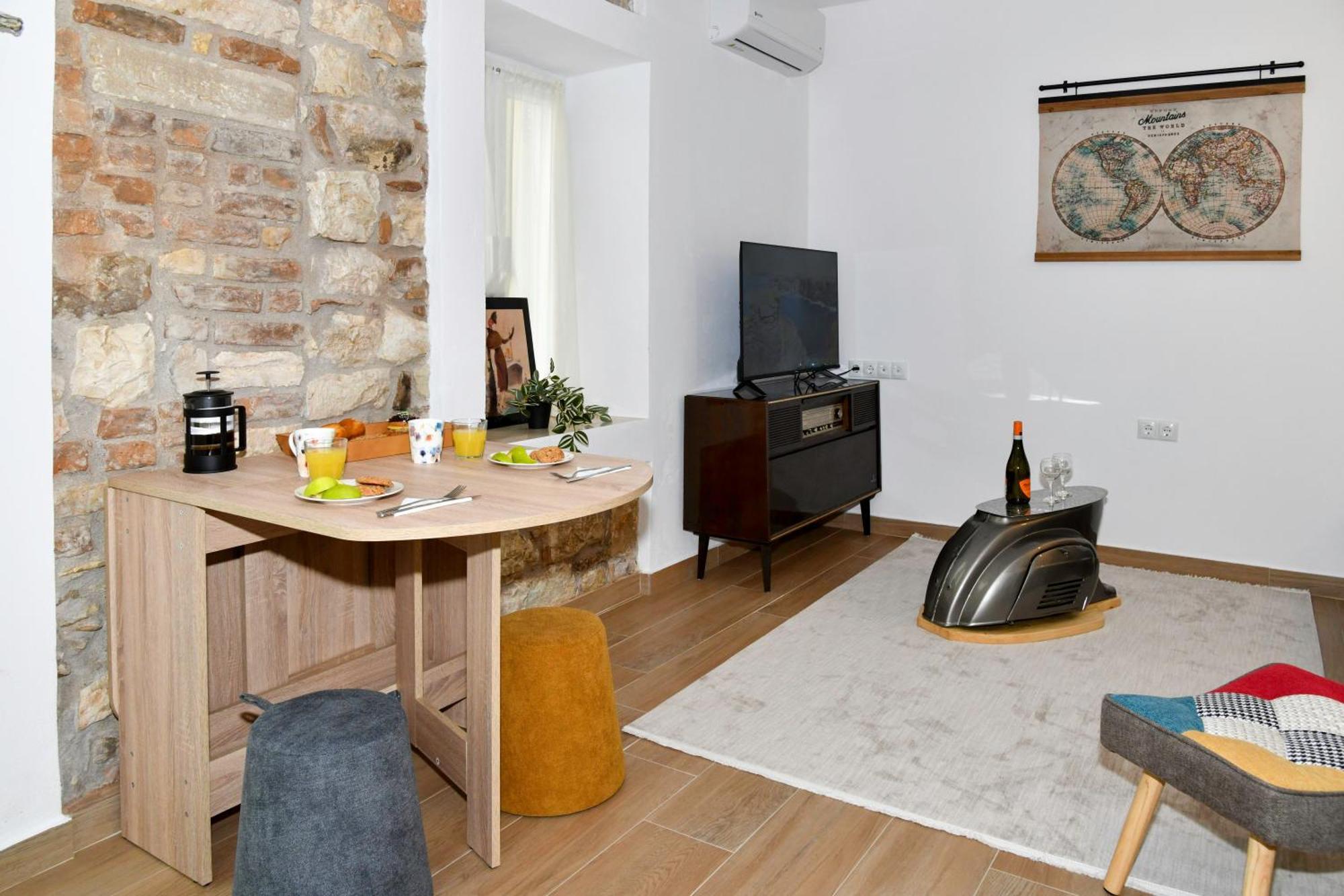 Captain Theo'S Modern Apartment Maria Lefkímmi Buitenkant foto