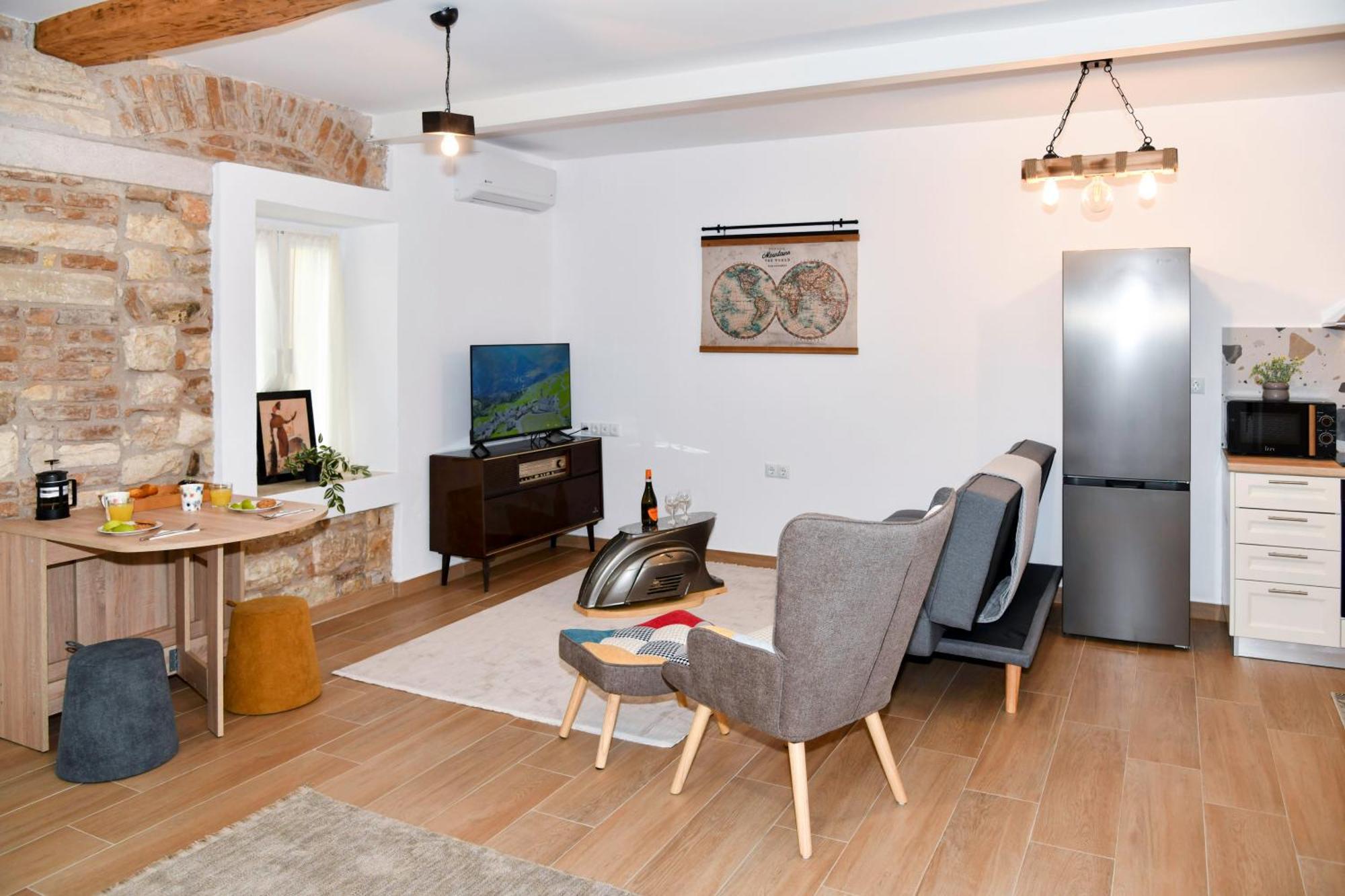 Captain Theo'S Modern Apartment Maria Lefkímmi Buitenkant foto